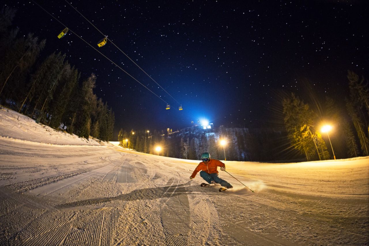 Night skiing in Chamrousse