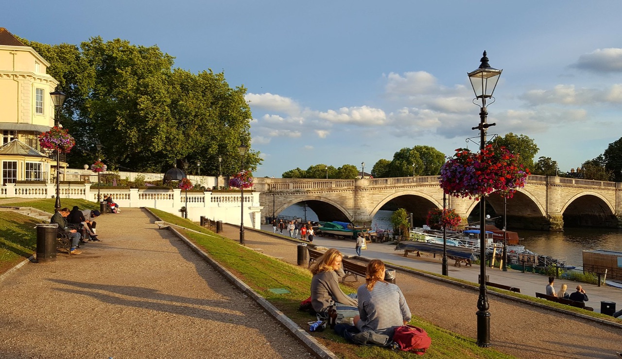 Cycle from Putney to Richmond